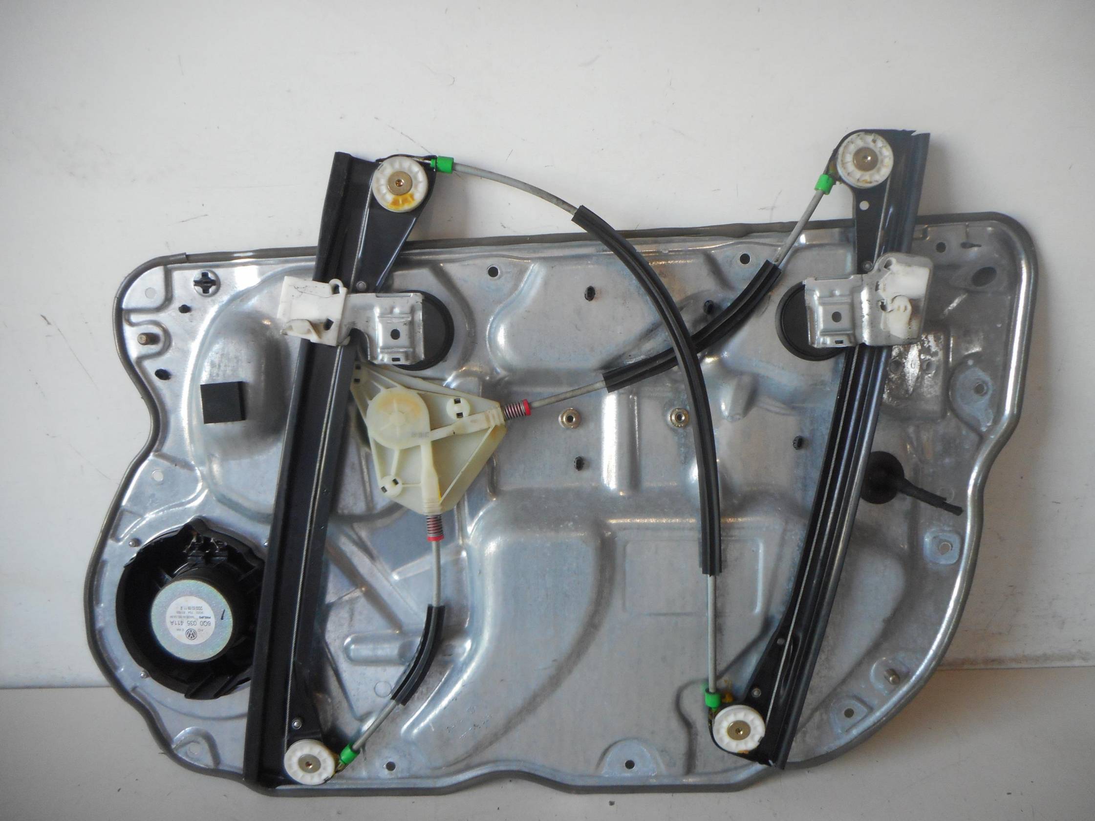 Alzacristallo elettr. porta ant. sx.